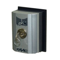 401019001 Ключ выключатель Т10 Е, комбинация №1 монтаж в стойку или на стену с одним микровыключателем